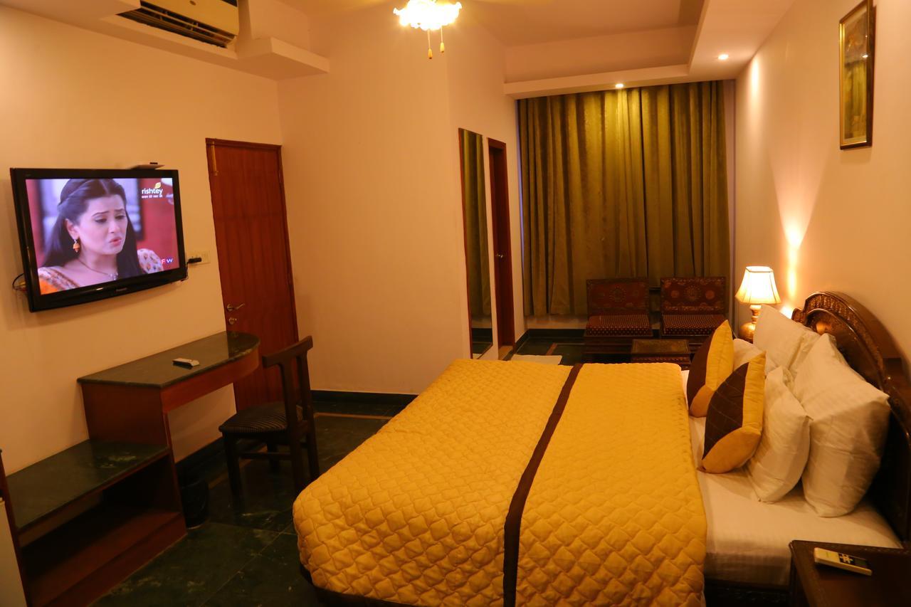 Magsons Resorts Vrindavan Kosi Extérieur photo