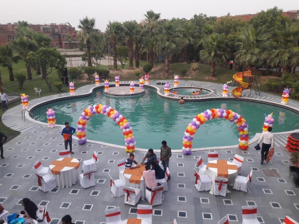 Magsons Resorts Vrindavan Kosi Extérieur photo
