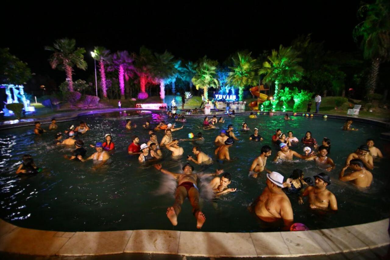 Magsons Resorts Vrindavan Kosi Extérieur photo